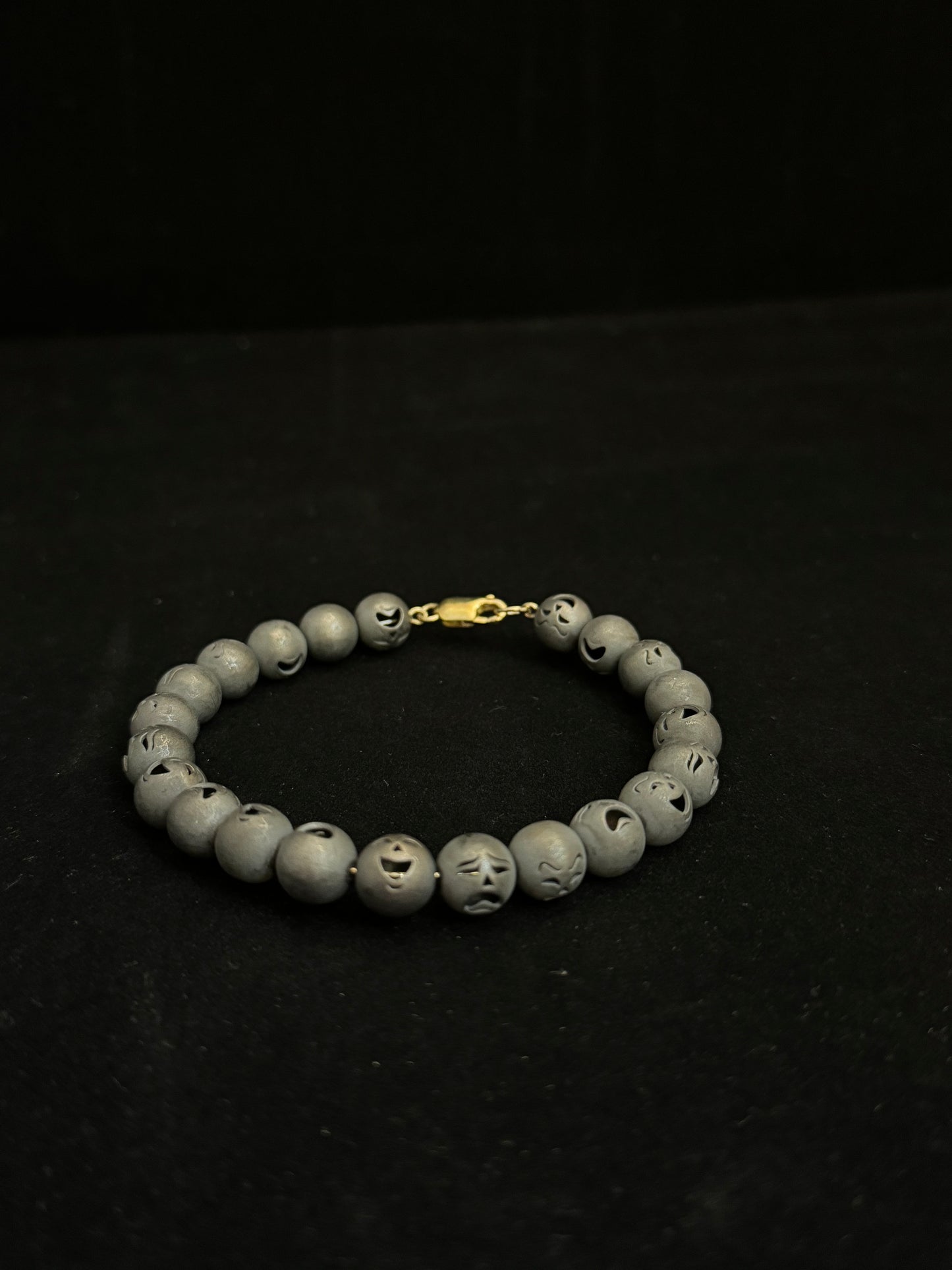 Comedy & tragedy bead bracelet